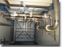 Verrohrung für Ammoniak zu einer Kälteanlage